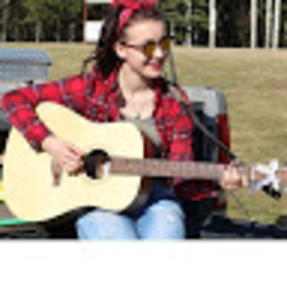 Meet your Posher, Kyrsten - Picture 1 of 1